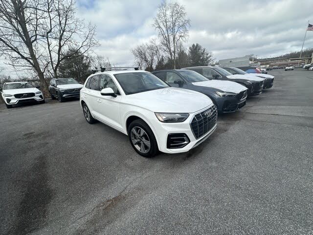 2023 Audi Q5 quattro Premium Plus 40 TFSI