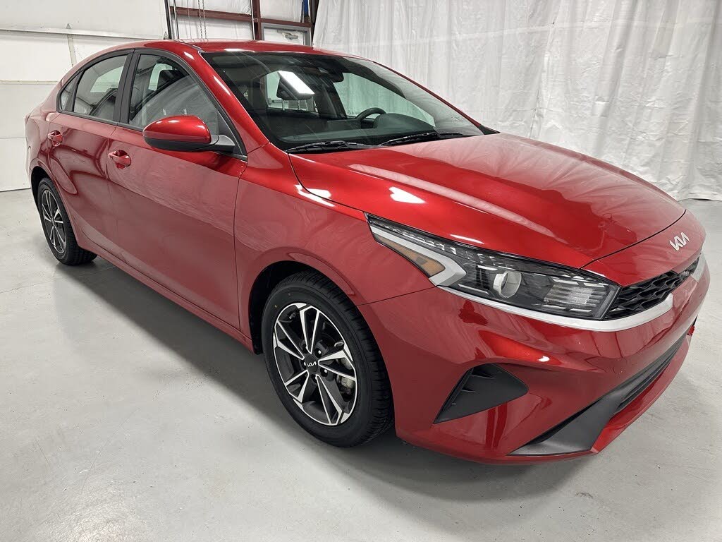 2024 Kia Forte LXS FWD