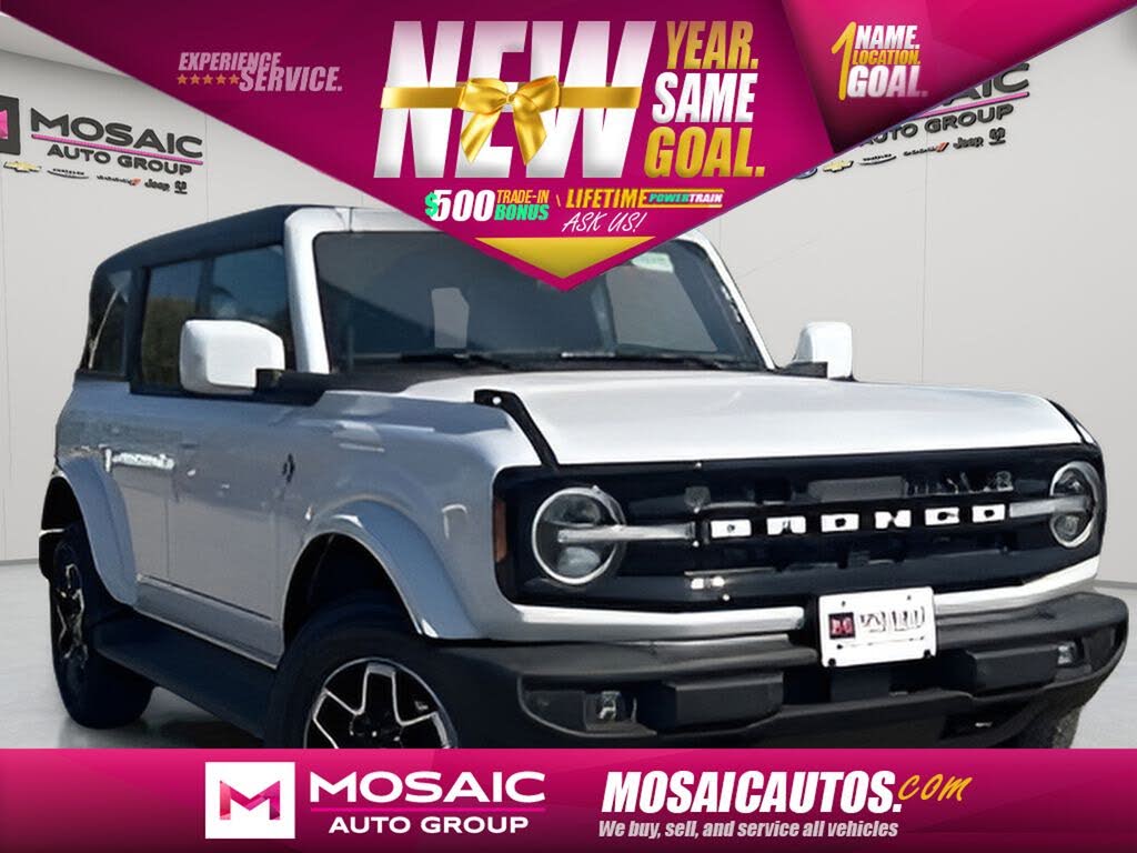 2025 Ford Bronco Outer Banks 4-Door 4WD