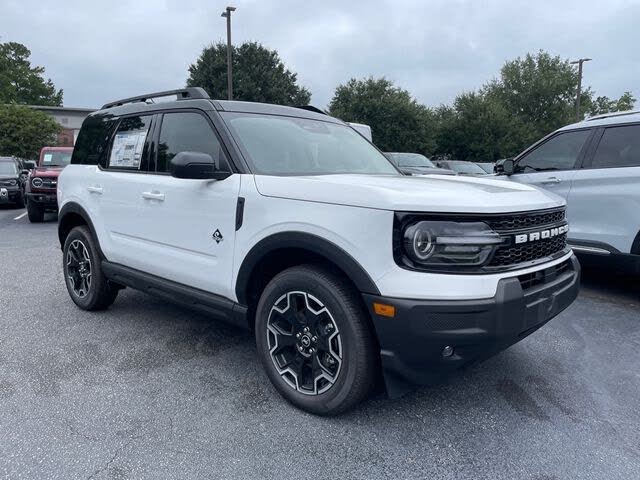 2025 Ford Bronco Sport Outer Banks AWD