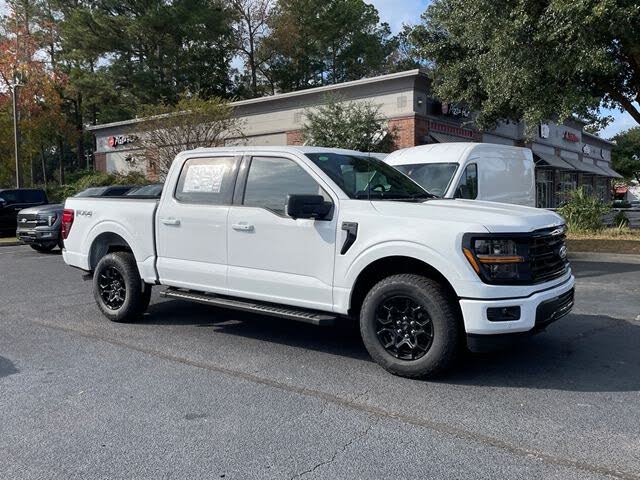 2025 Ford F-150 XLT SuperCrew 4WD