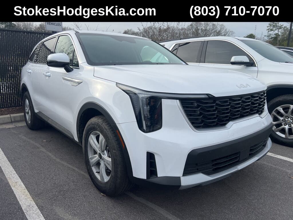 2025 Kia Sorento LX FWD