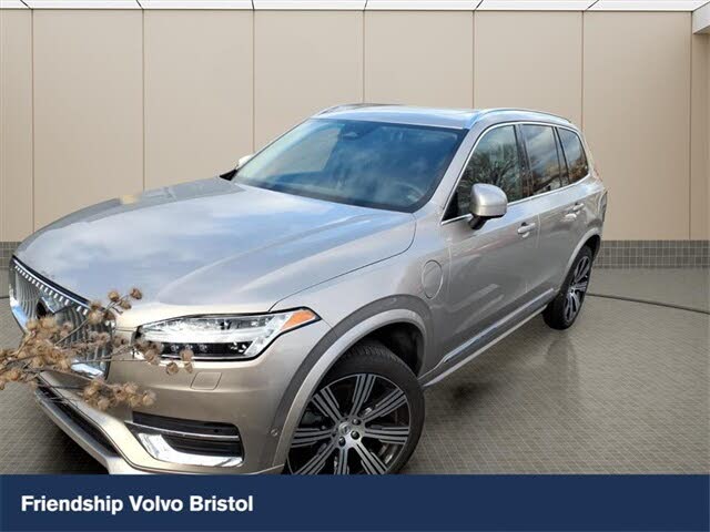 2025 Volvo XC90 Recharge T8 Plus Bright Theme 7-Passenger eAWD