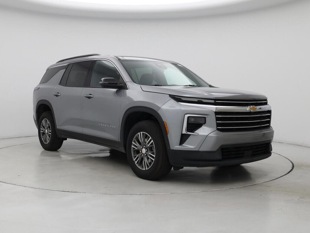 2024 Chevrolet Traverse LT FWD
