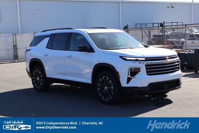 2026 Chevrolet Traverse LT FWD