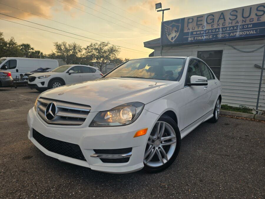 2013 Mercedes-Benz C-Class C 250 Sedan