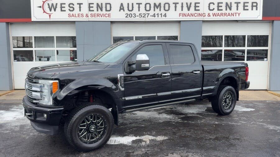 2017 Ford F-350 Super Duty Platinum Crew Cab 4WD