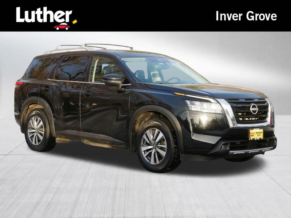 2022 Nissan Pathfinder SL 4WD