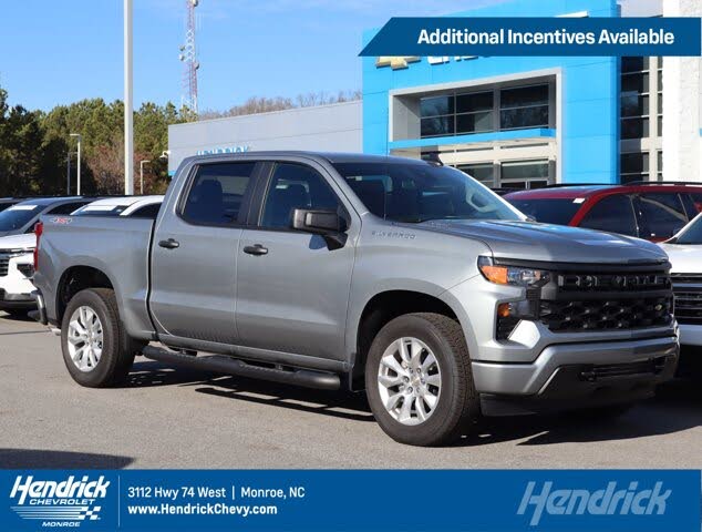 2026 Chevrolet Silverado 1500 Custom Crew Cab 4WD