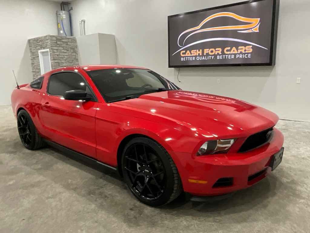 2012 Ford Mustang V6 Coupe RWD