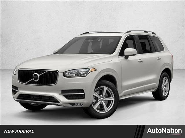 2017 Volvo XC90 T6 Momentum AWD