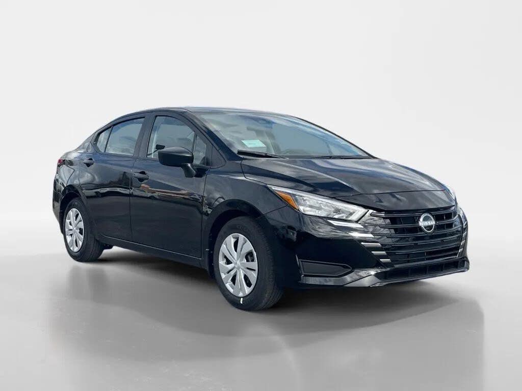 2025 Nissan Versa S FWD