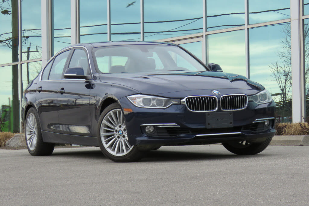 BMW 3 Series 328i Sedan RWD 2014
