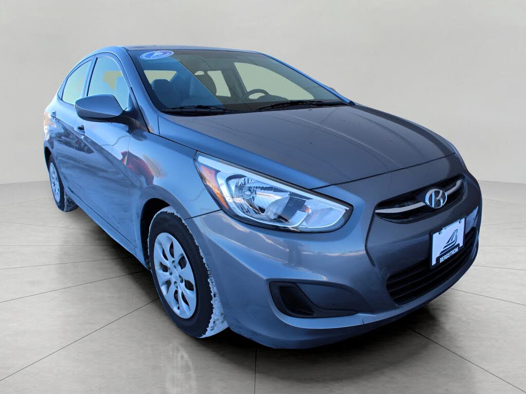2016 Hyundai Accent SE Sedan FWD