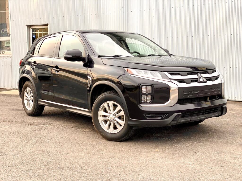 2021 Mitsubishi RVR SE AWC