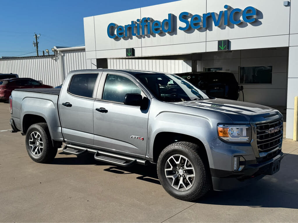 2022 GMC Canyon AT4 Crew Cab 4WD with Leather