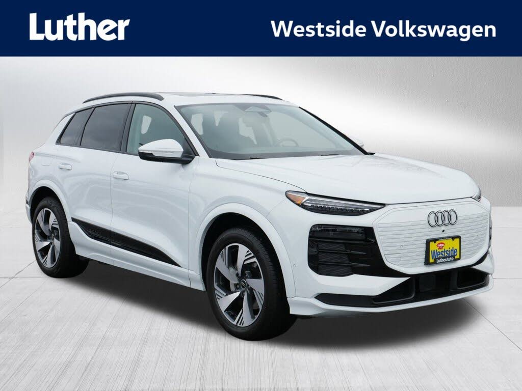 2025 Audi Q6 e-tron quattro Premium Plus