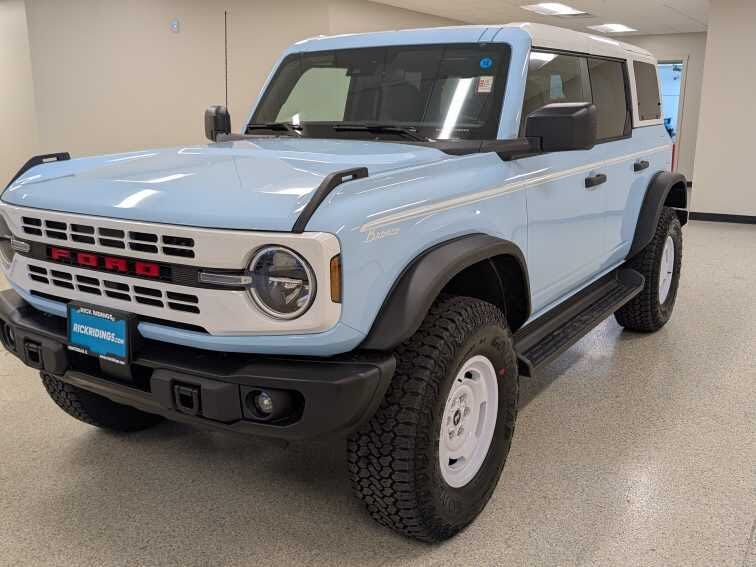 2025 Ford Bronco Heritage Edition 4-Door 4WD