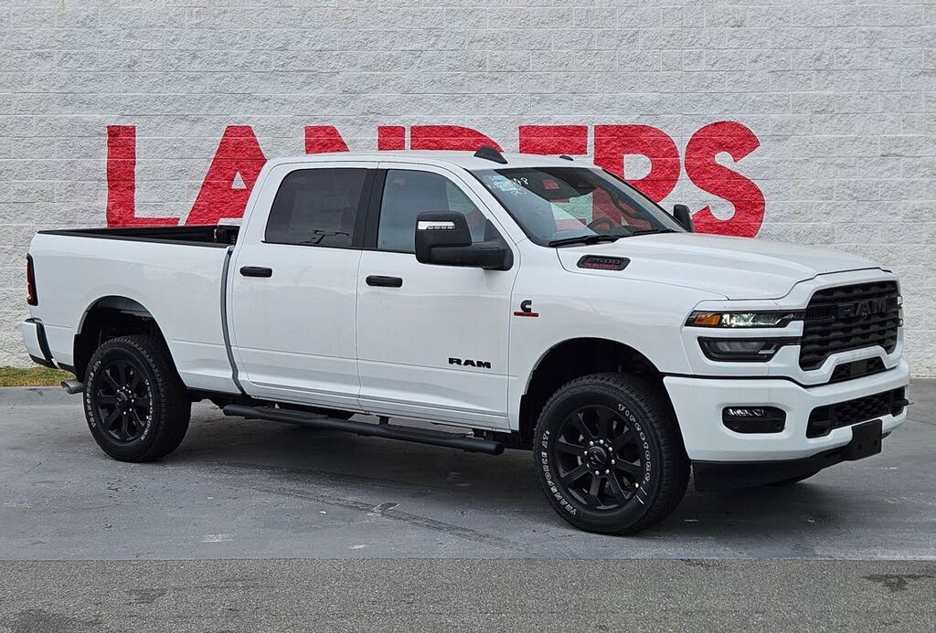 2025 RAM 2500 Big Horn Crew Cab 4WD