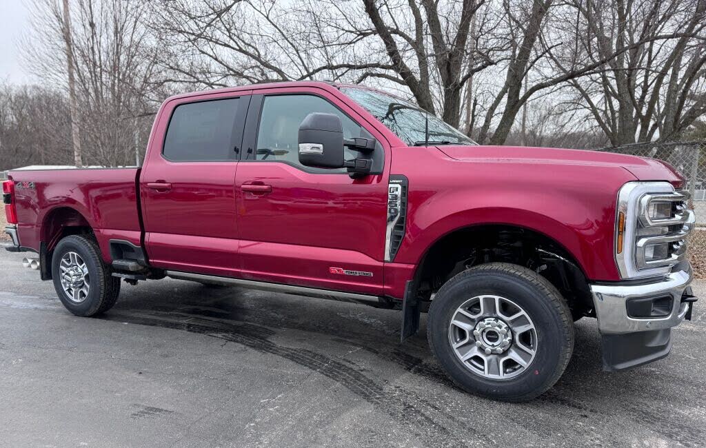2026 Ford F-350 Super Duty Lariat Crew Cab 4WD