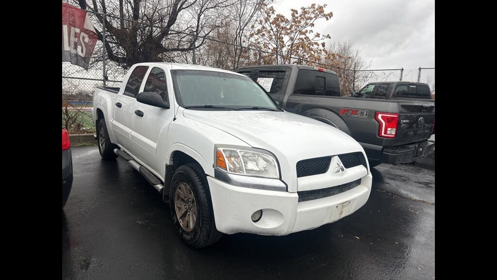 2007 Mitsubishi Raider LS