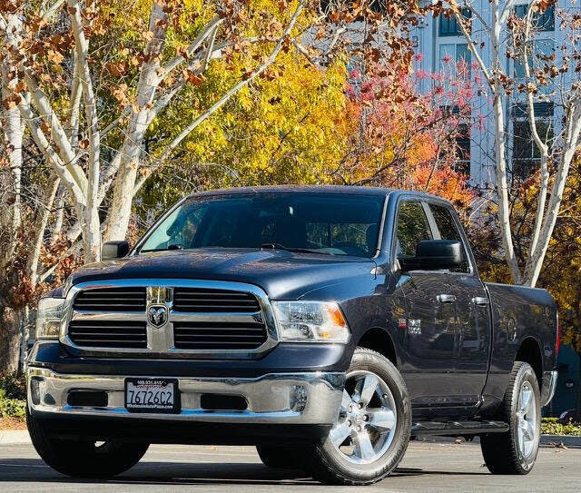 2016 RAM 1500 SLT Quad Cab 4WD