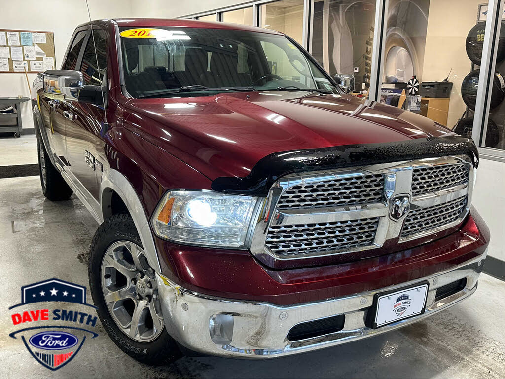 2017 RAM 1500 Laramie Quad Cab 4WD
