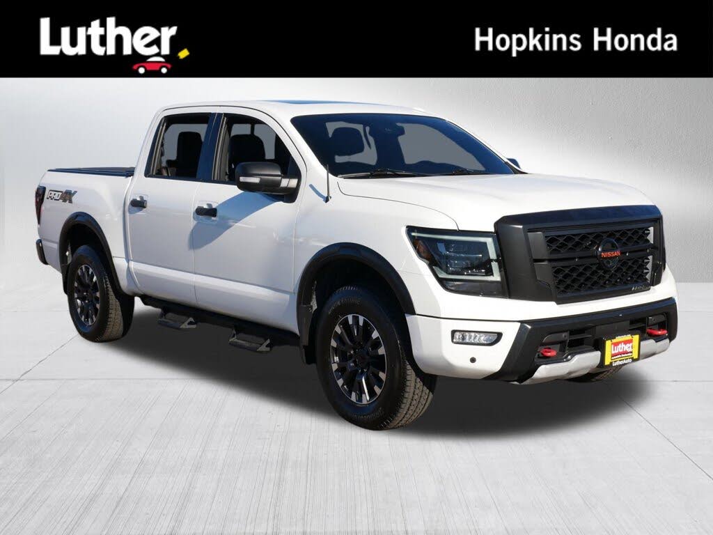2020 Nissan Titan PRO-4X Crew Cab 4WD