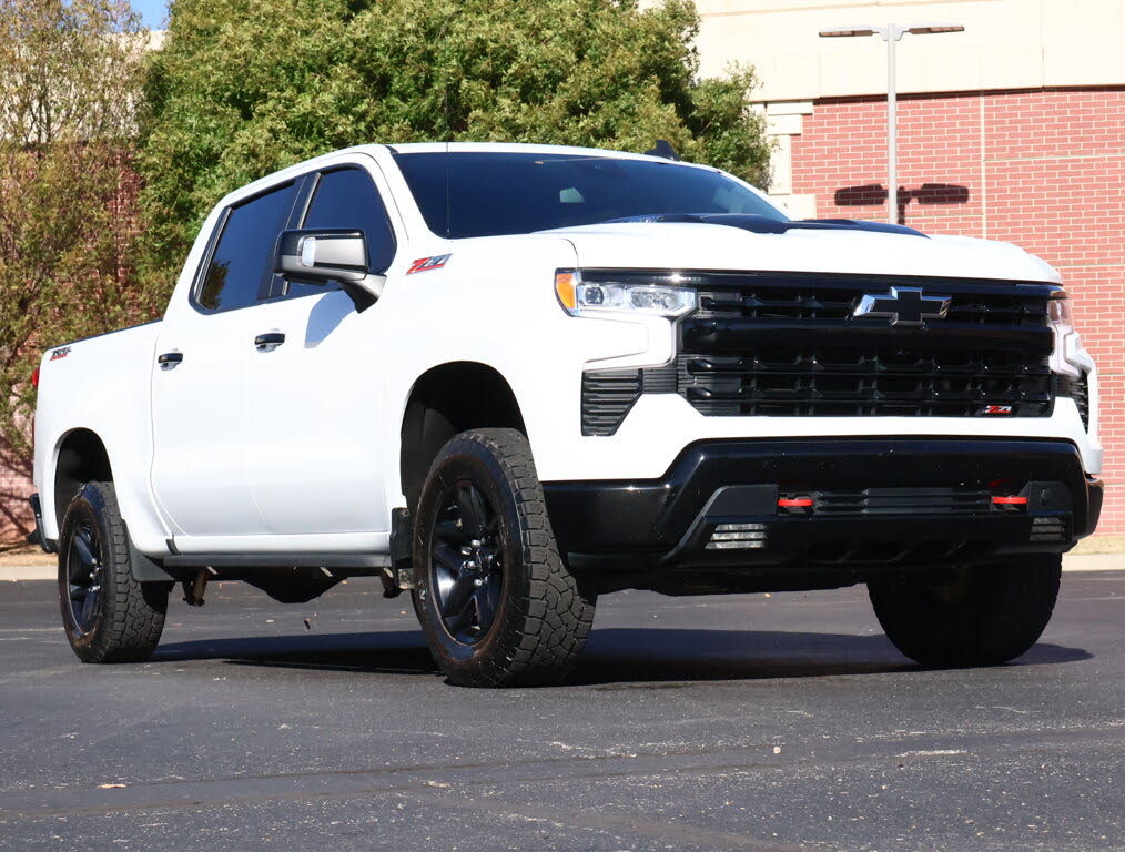 2022 Chevrolet Silverado 1500 LT Trail Boss Crew Cab 4WD