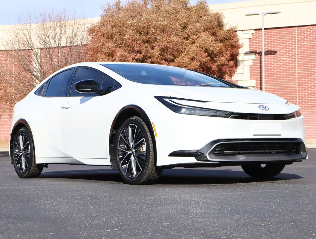 2023 Toyota Prius XLE FWD