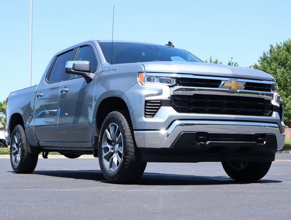 2025 Chevrolet Silverado 1500 LT Crew Cab 4WD