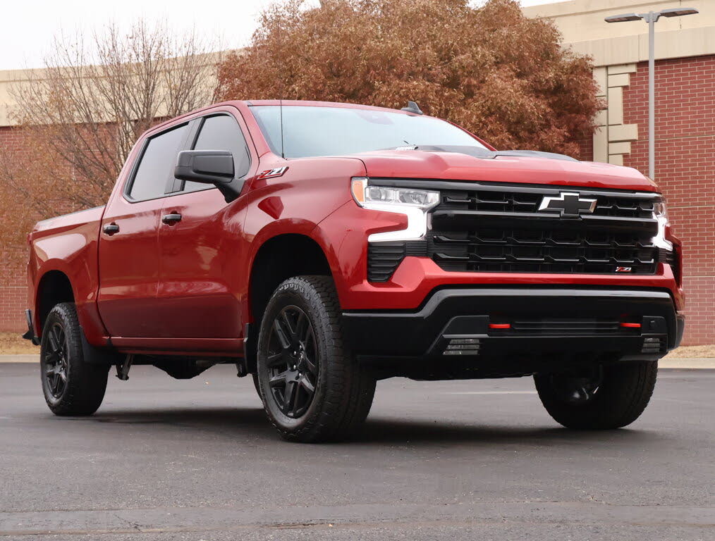 2026 Chevrolet Silverado 1500 LT Trail Boss Crew Cab 4WD
