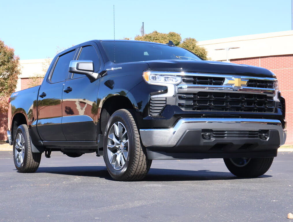 2026 Chevrolet Silverado 1500 LT Crew Cab 4WD