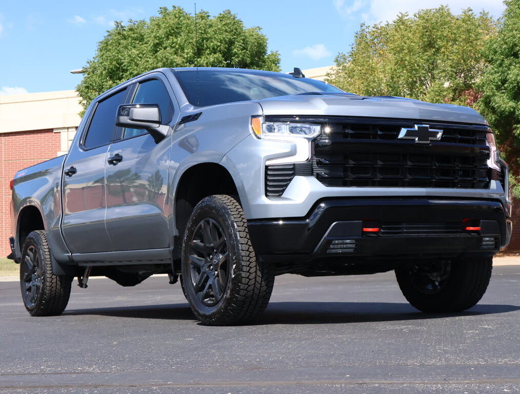 2026 Chevrolet Silverado 1500 LT Trail Boss Crew Cab 4WD