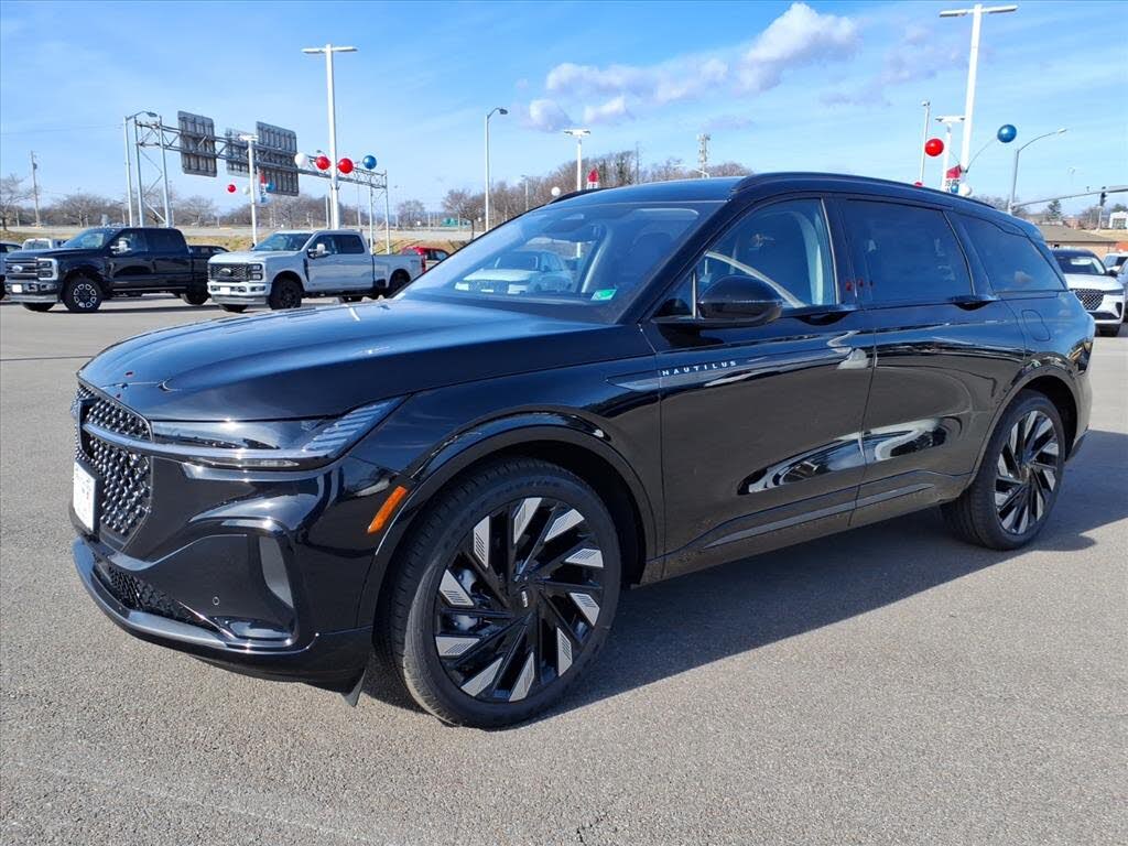 2026 Lincoln Nautilus Reserve AWD