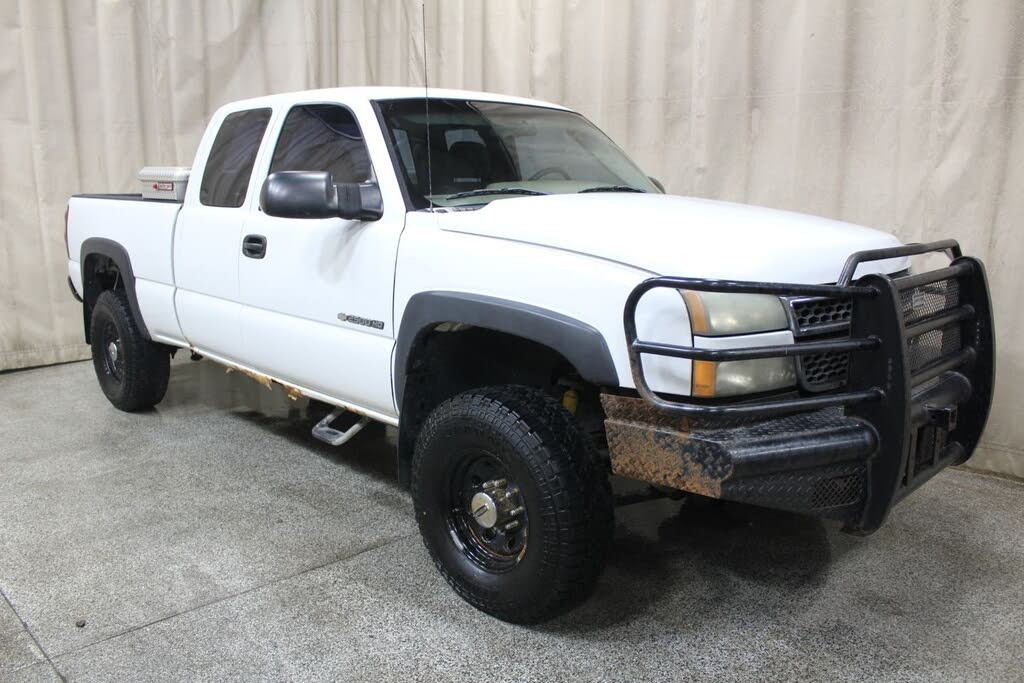 2005 Chevrolet Silverado 2500HD Work Truck Extended Cab 4WD