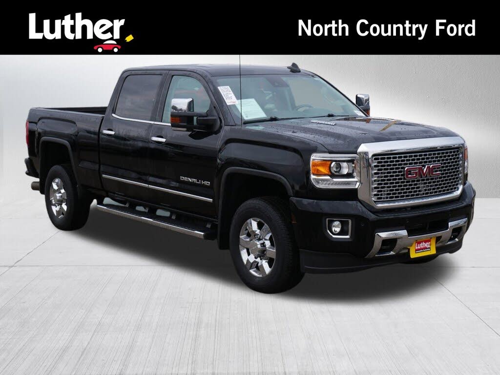 2015 GMC Sierra 3500HD Denali Crew Cab LB DRW 4WD