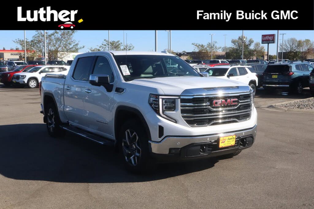2023 GMC Sierra 1500 SLT Crew Cab 4WD