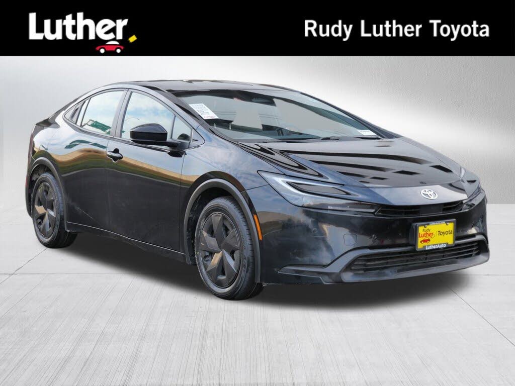 2024 Toyota Prius LE FWD