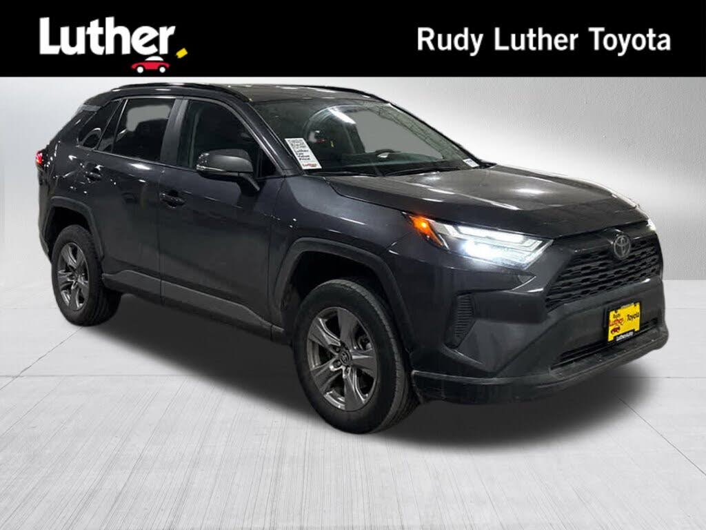 2025 Toyota RAV4 XLE AWD