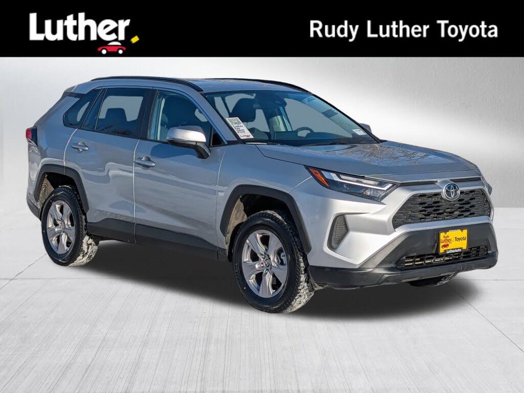 2025 Toyota RAV4 XLE AWD