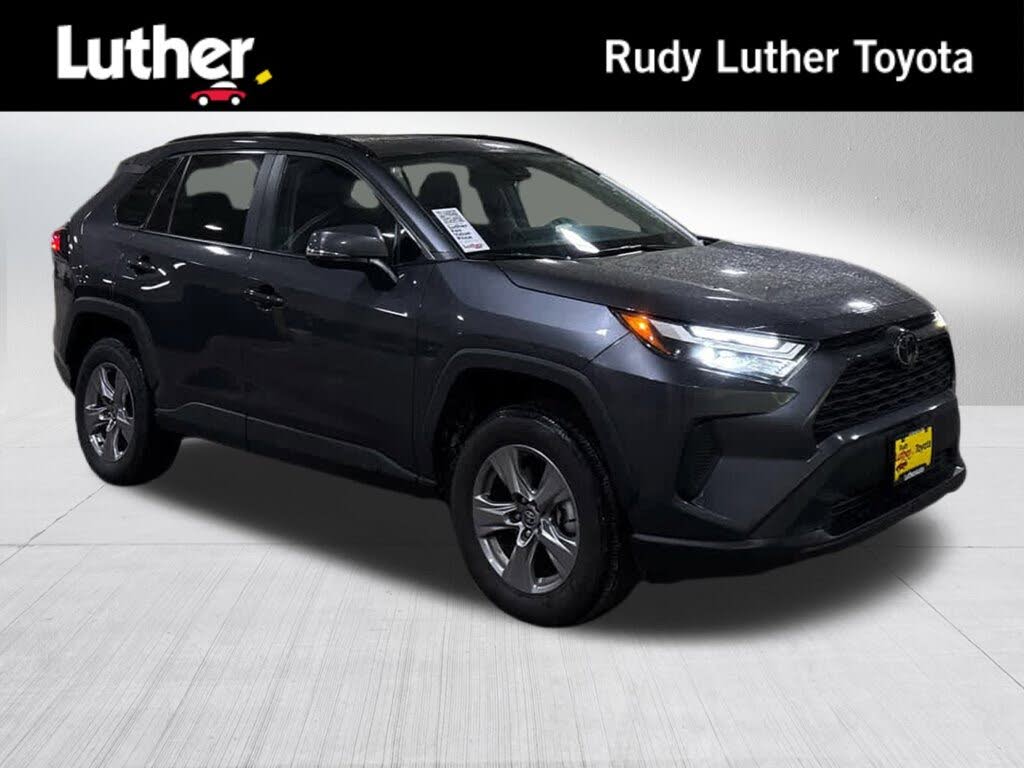 2025 Toyota RAV4 XLE AWD