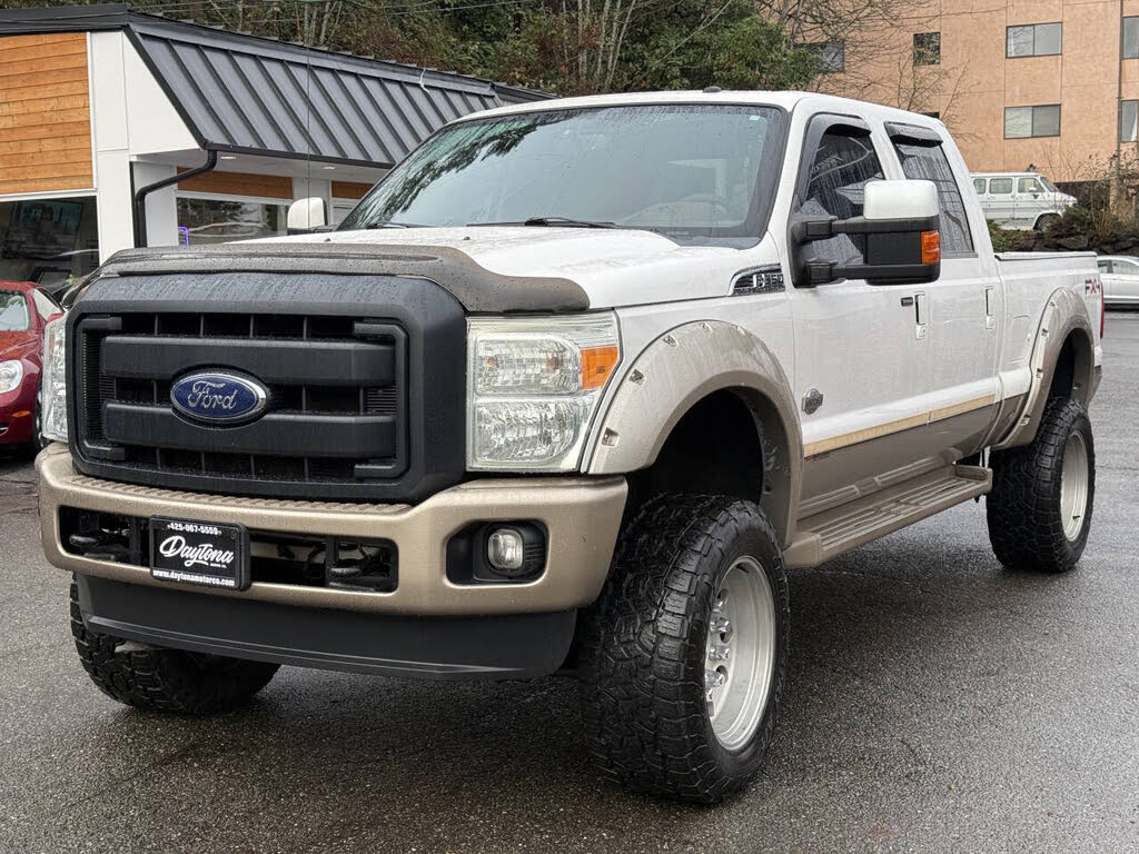2011 Ford F-350 Super Duty Lariat Crew Cab 4WD