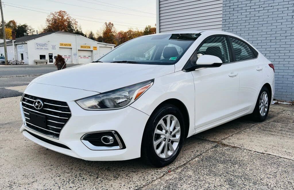 2019 Hyundai Accent SEL Sedan FWD