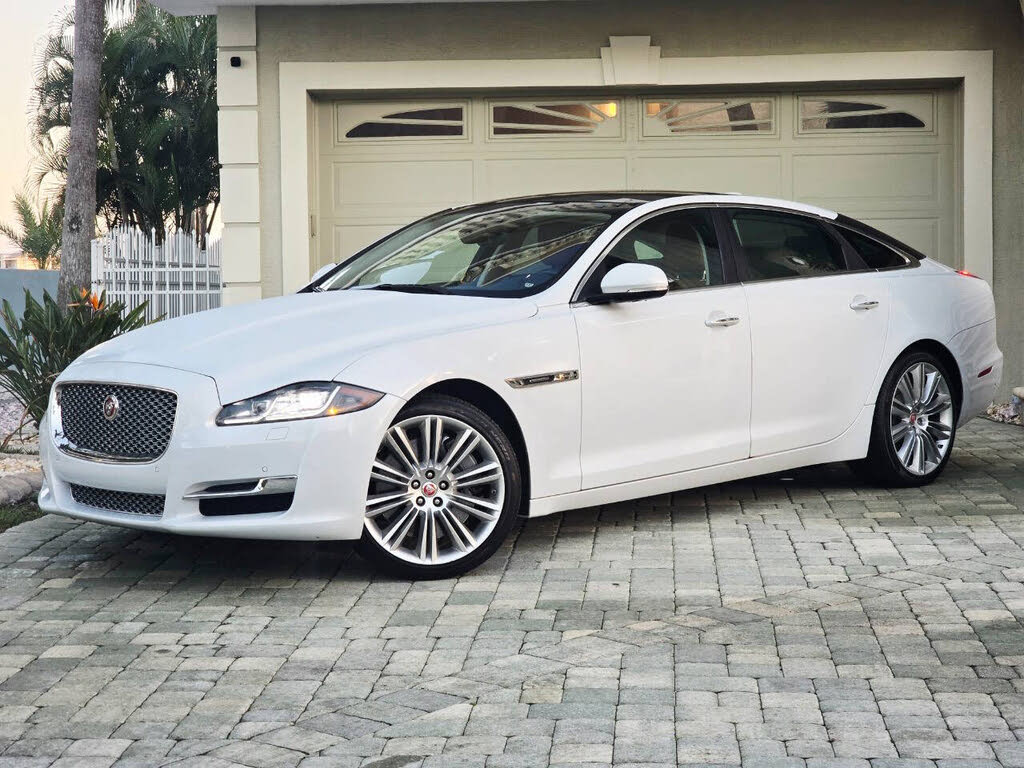 2019 Jaguar XJ-Series XJL Supercharged RWD