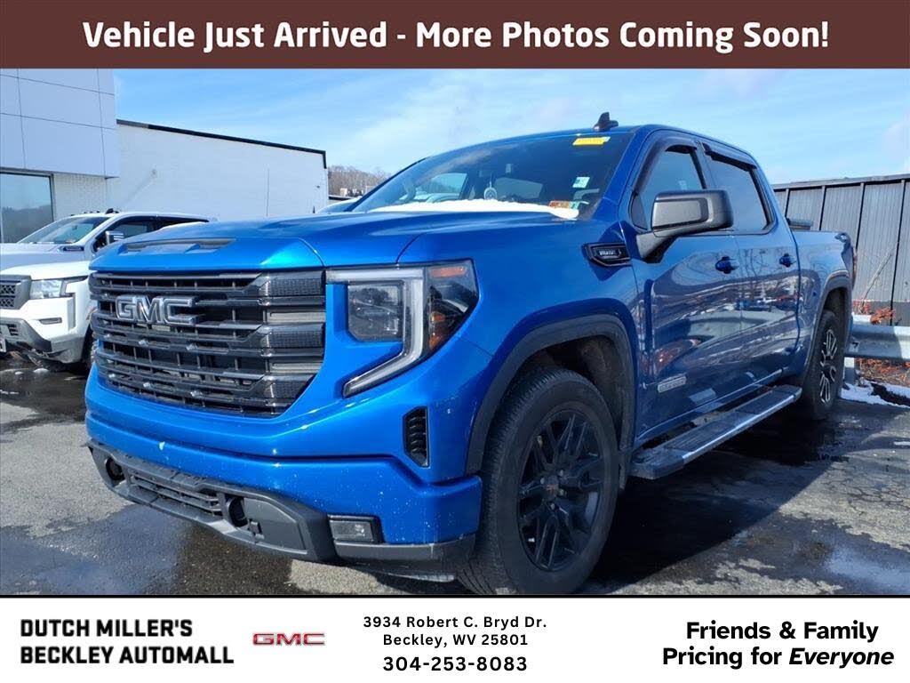 2022 GMC Sierra 1500 Elevation Crew Cab 4WD