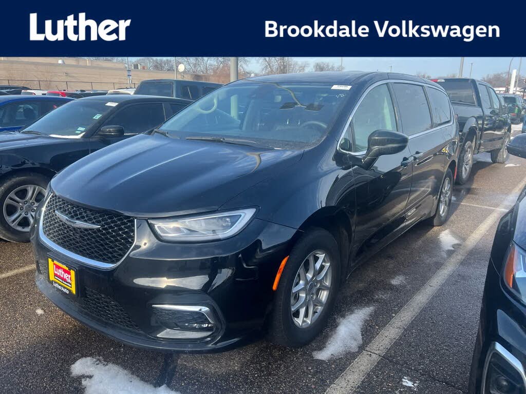 2024 Chrysler Pacifica Touring L FWD