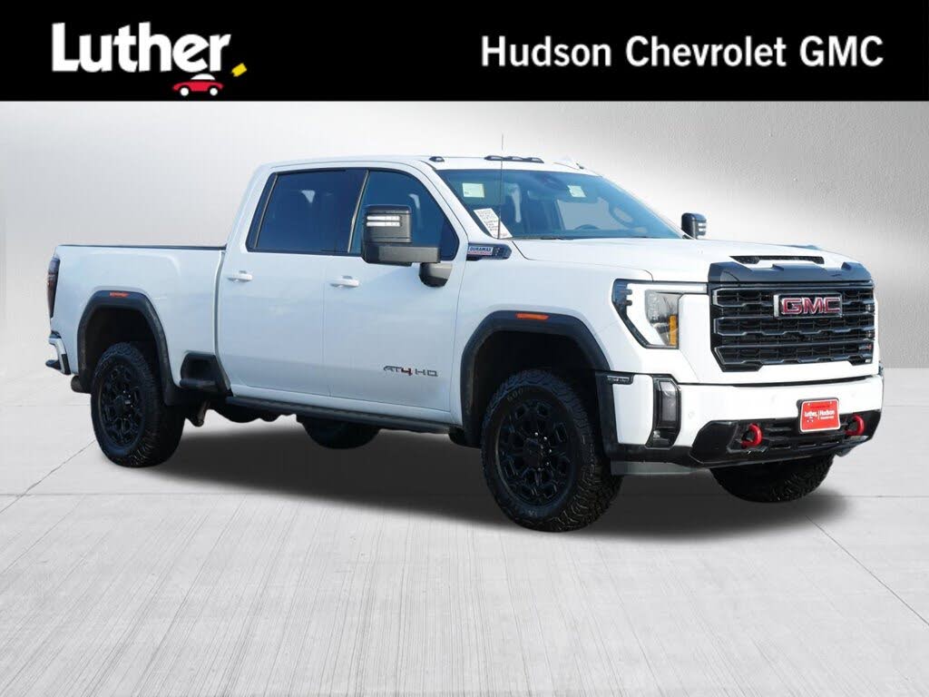 2024 GMC Sierra 3500HD AT4 Crew Cab 4WD