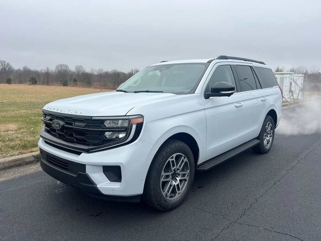 2025 Ford Expedition Active 4WD