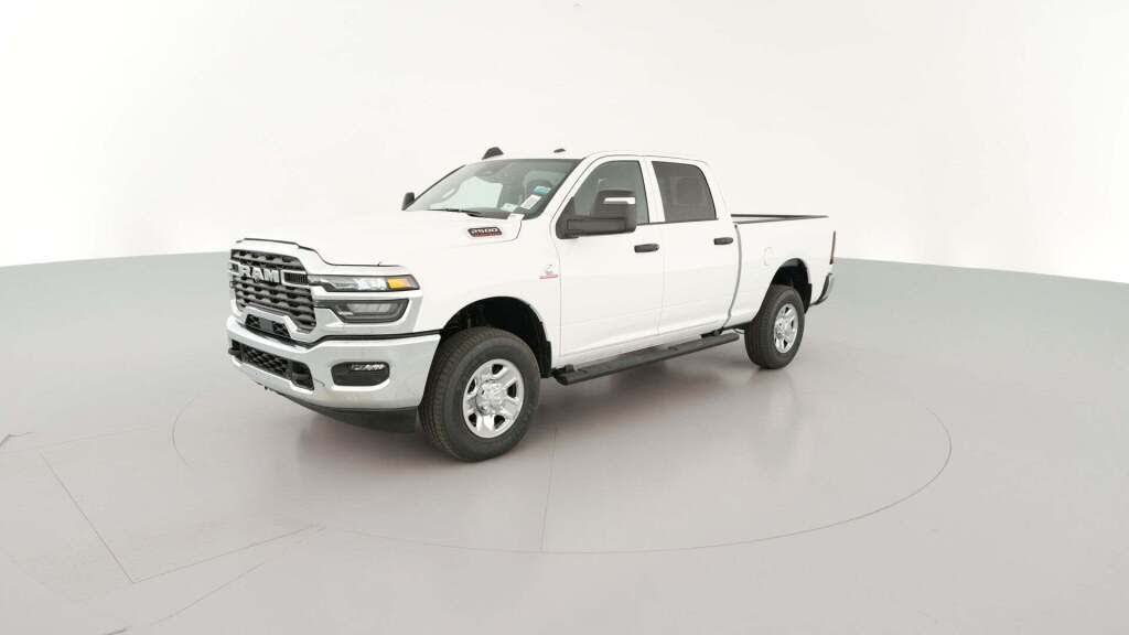 2026 RAM 2500 Tradesman Crew Cab 4WD